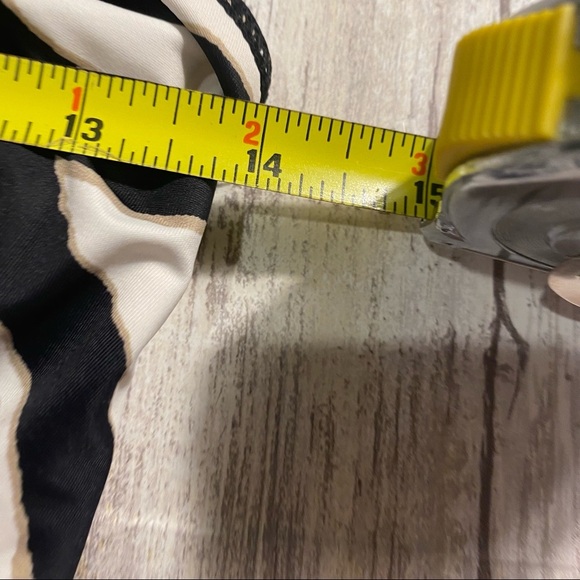 White House Black Market Zebra Print One Piece Swimsuit Sz Medium - Picture 9 of 9